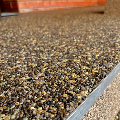Кам'яний килим Brauni Standard — коричневий, мікс кольорів, річковий камінь